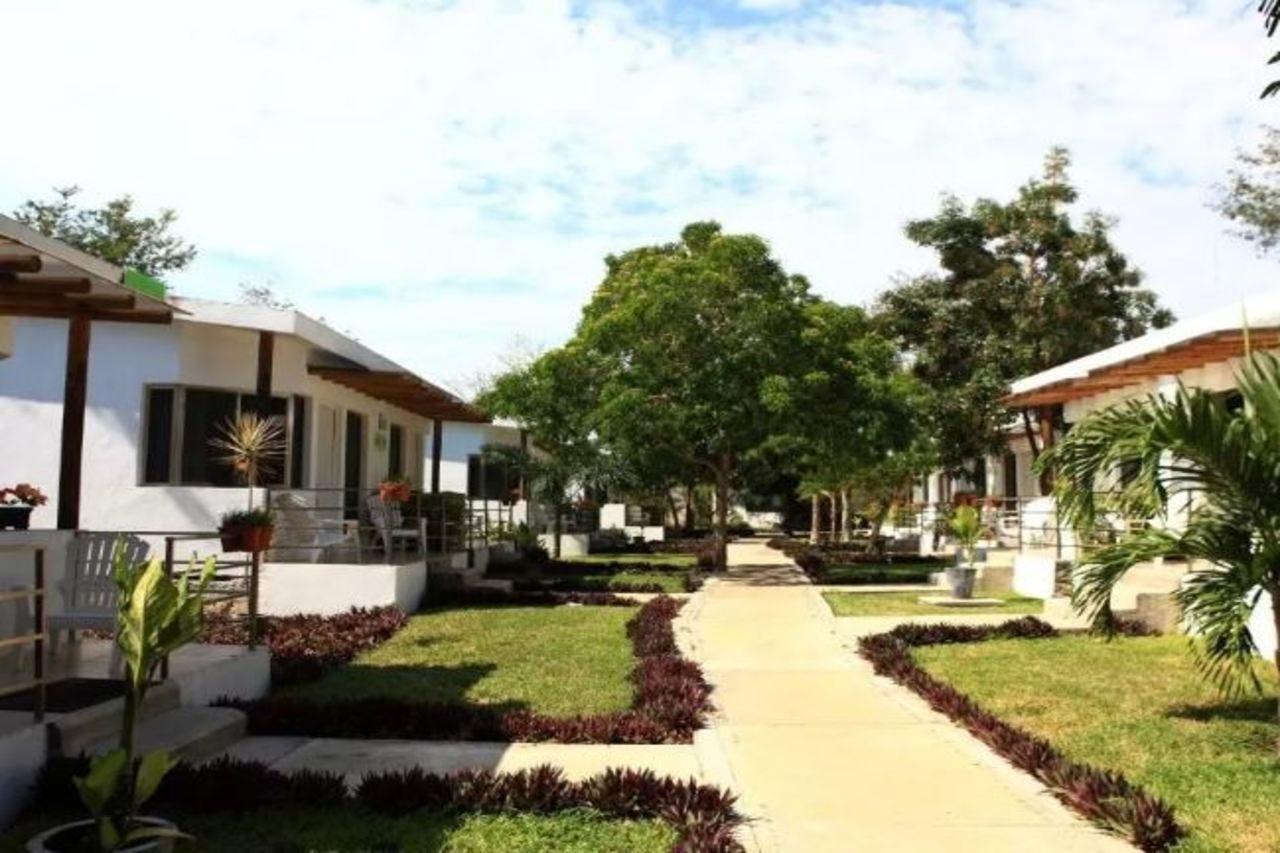 Hotel Villas Bambu Chetumal Exterior photo