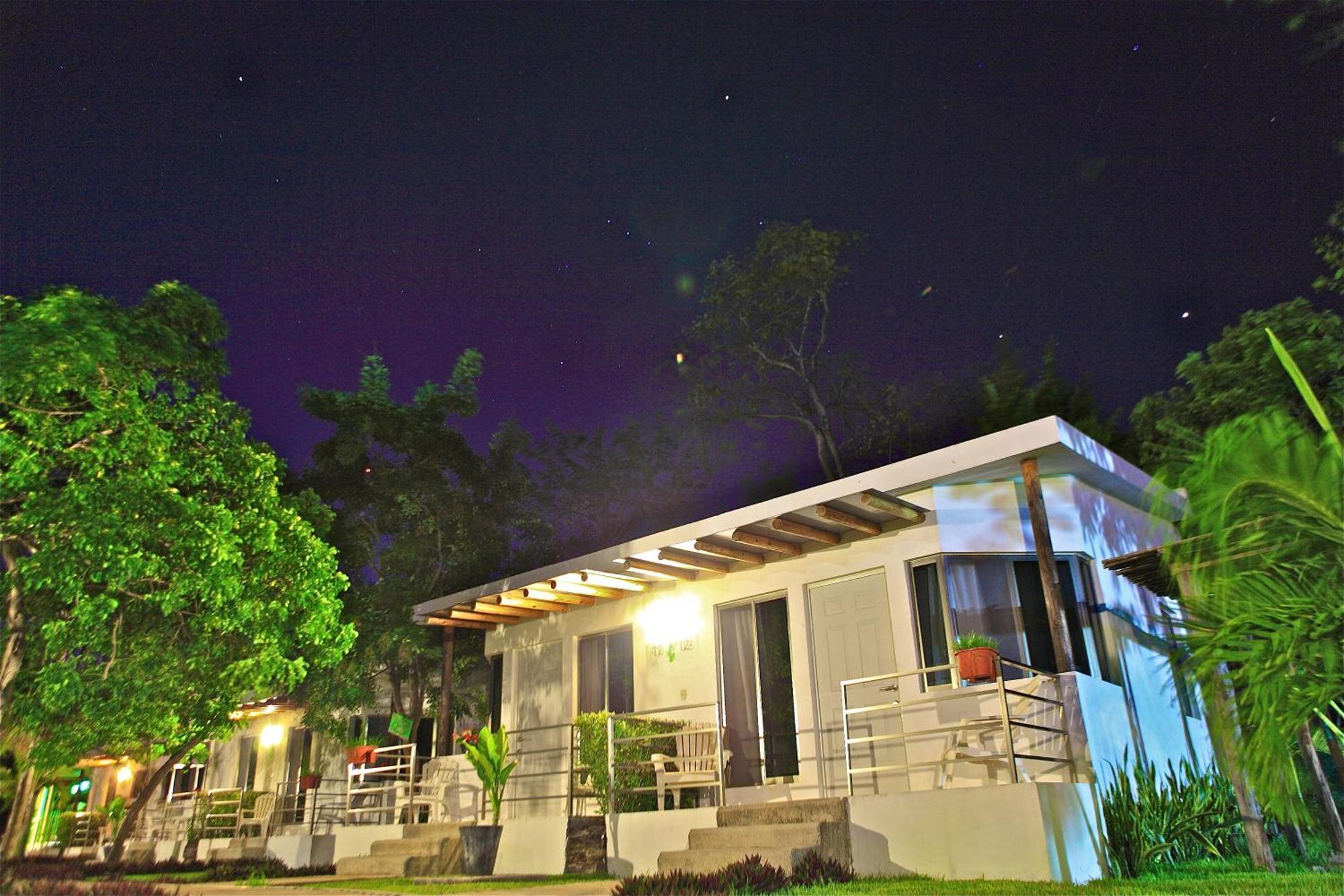 Hotel Villas Bambu Chetumal Exterior photo